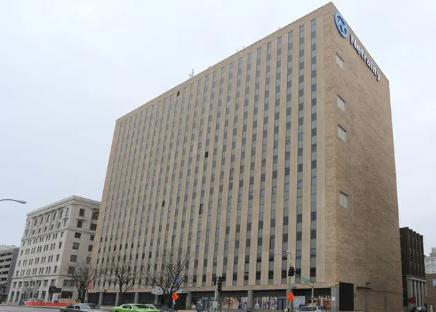 210 N. Tucker St. Louis