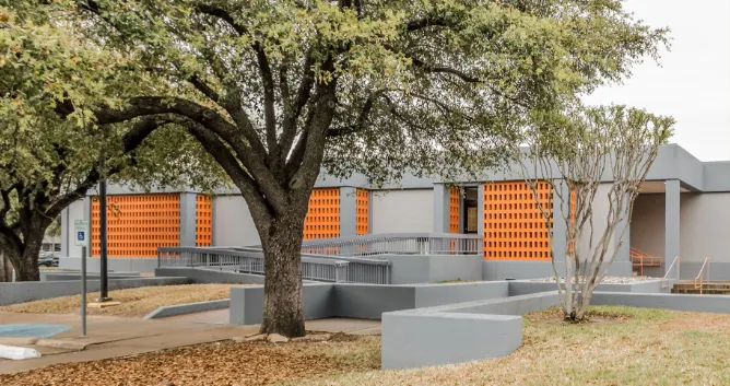 DFW4 - Dallas Empire Central