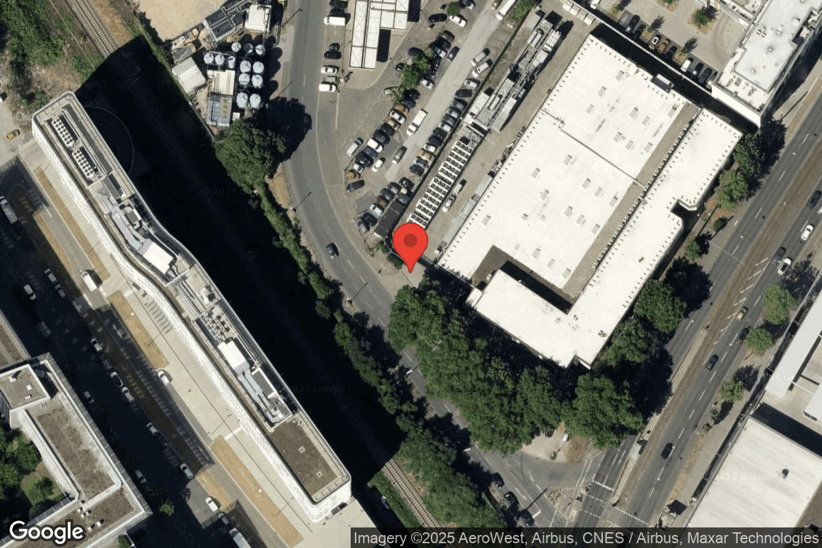 Dusseldorf DU1 - Satellite View