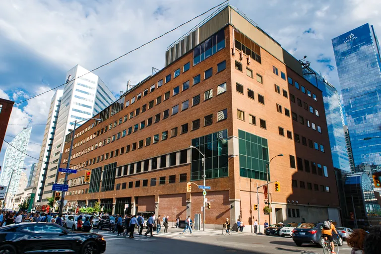 151 Front Street West