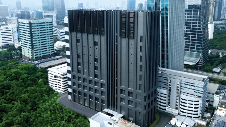 Jakarta E1