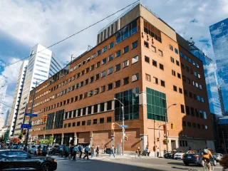 Toronto 151 Front Street West